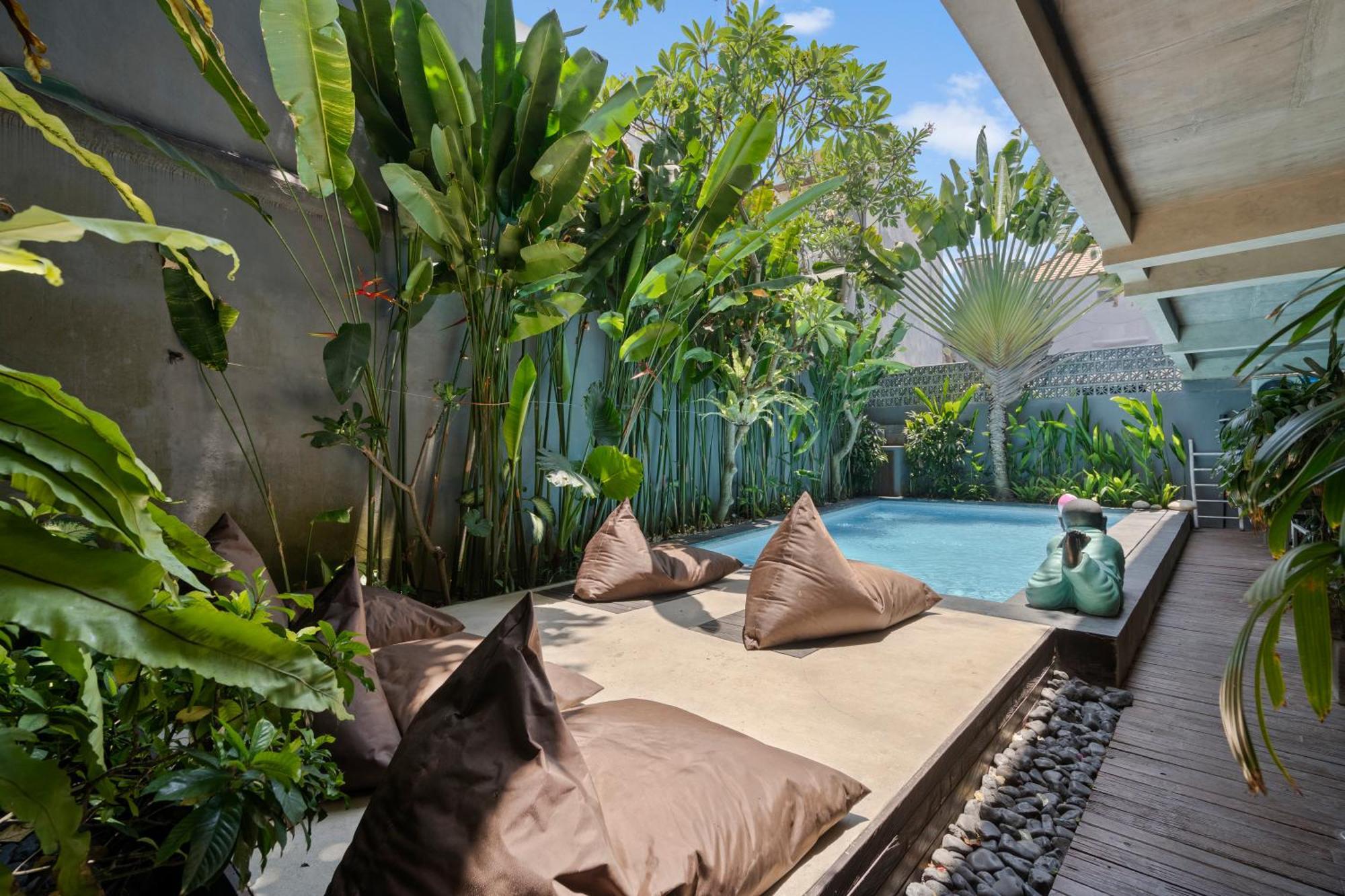 Modern With Shared Pool - By The Apartment *